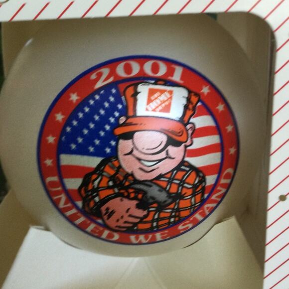 The Home Depot Collectable Christmas Ornaments lot of 7 - Picture 3 of 16